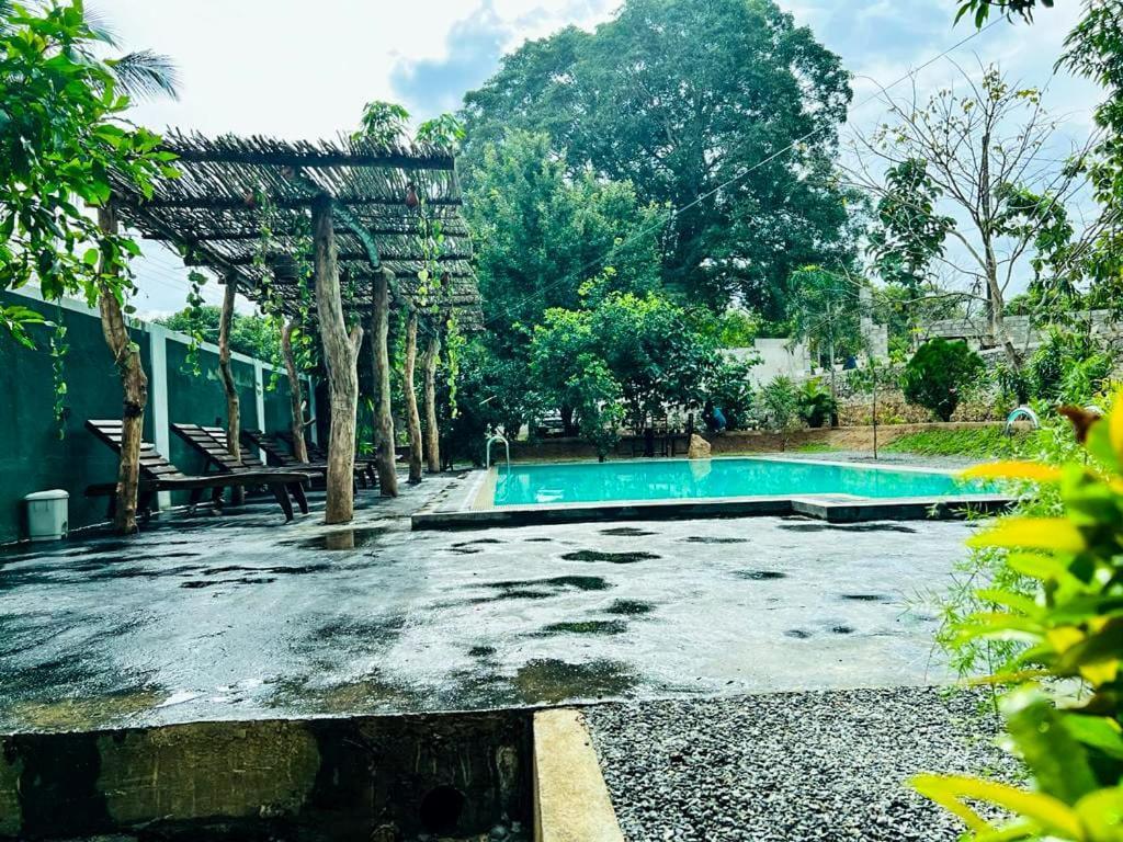 Lily Resort Udawalawe Ngoại thất bức ảnh
