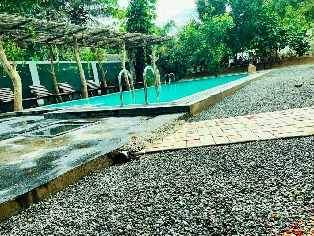 Lily Resort Udawalawe Ngoại thất bức ảnh